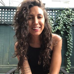 Meet your Posher, Hope